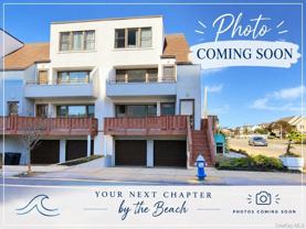 165 E Broadway #8B - Photo 1 of 1