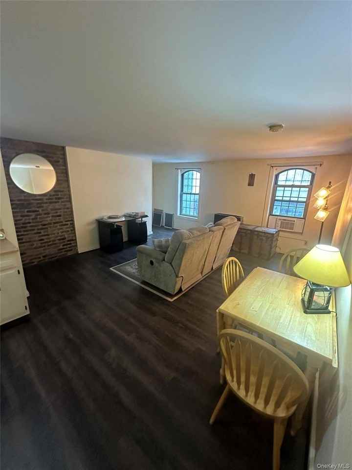 37 Main St #2 - Photo 5 of 12