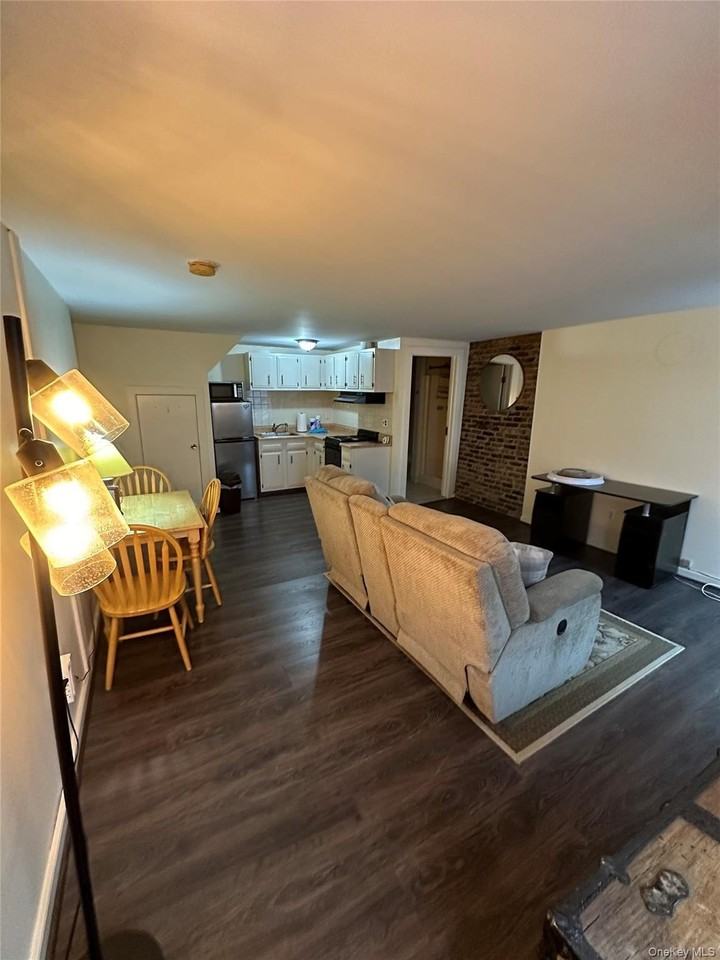 37 Main St #2 - Photo 7 of 12