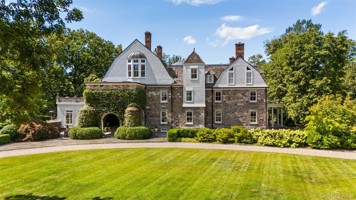 featured image of 640 Grant Rd