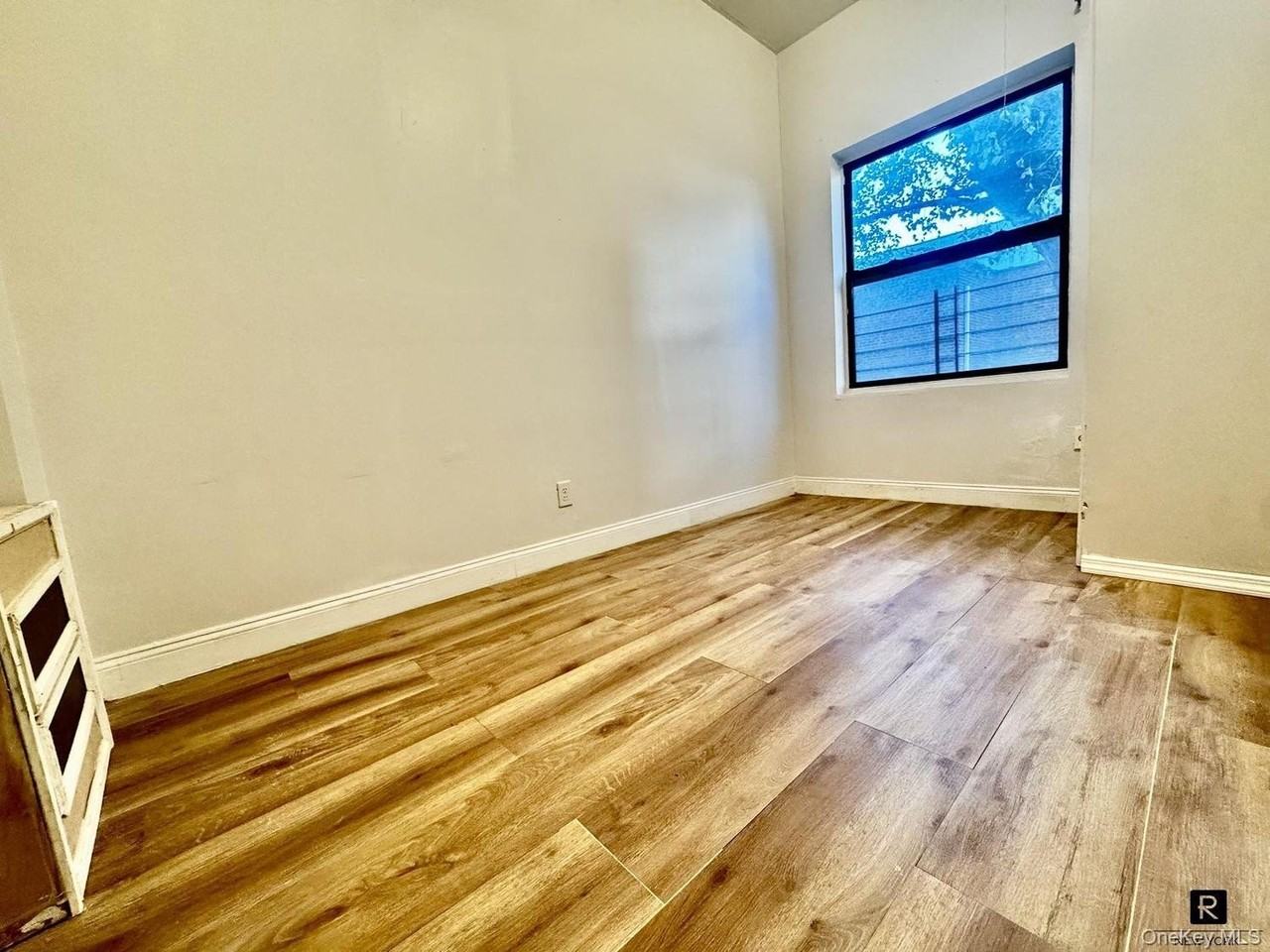 605 W 179th St #4 - Photo 5 of 22