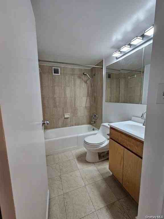 2287 Johnson Ave #14C - Photo 4 of 14