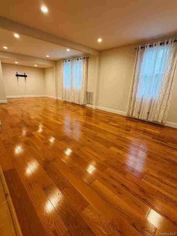 349 N 4th St - Photo 6 of 14