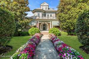 featured image of 1711 3rd Ave