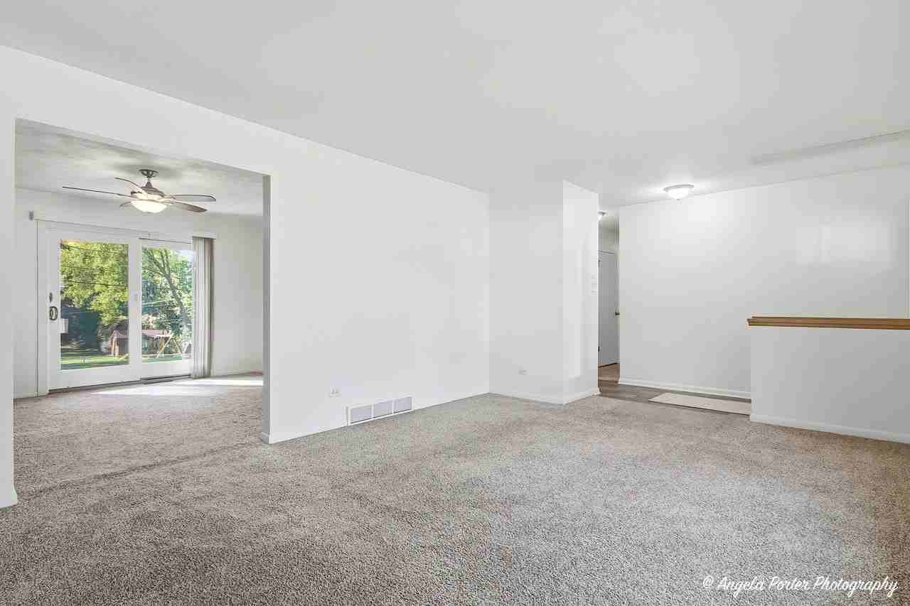 303 Ridge St - Photo 7 of 26