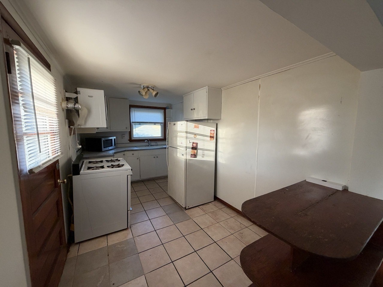 440 Ingalton Ave #2 - Photo 6 of 12