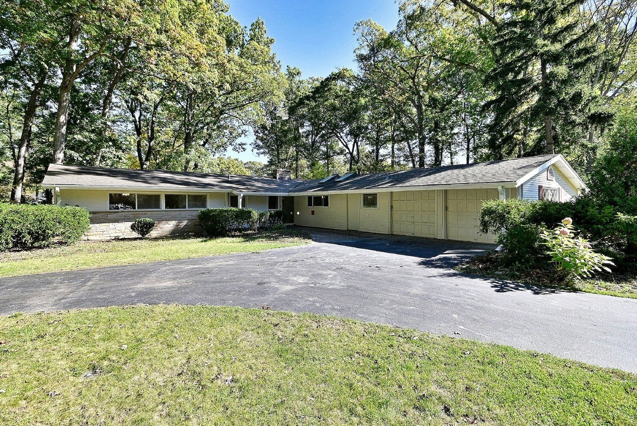 3 Darby Ln - Photo 2 of 40