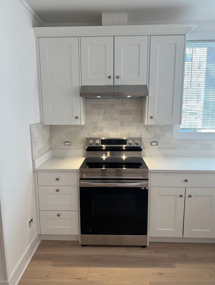 1930 Sherman Ave #1S - Photo 3 of 17