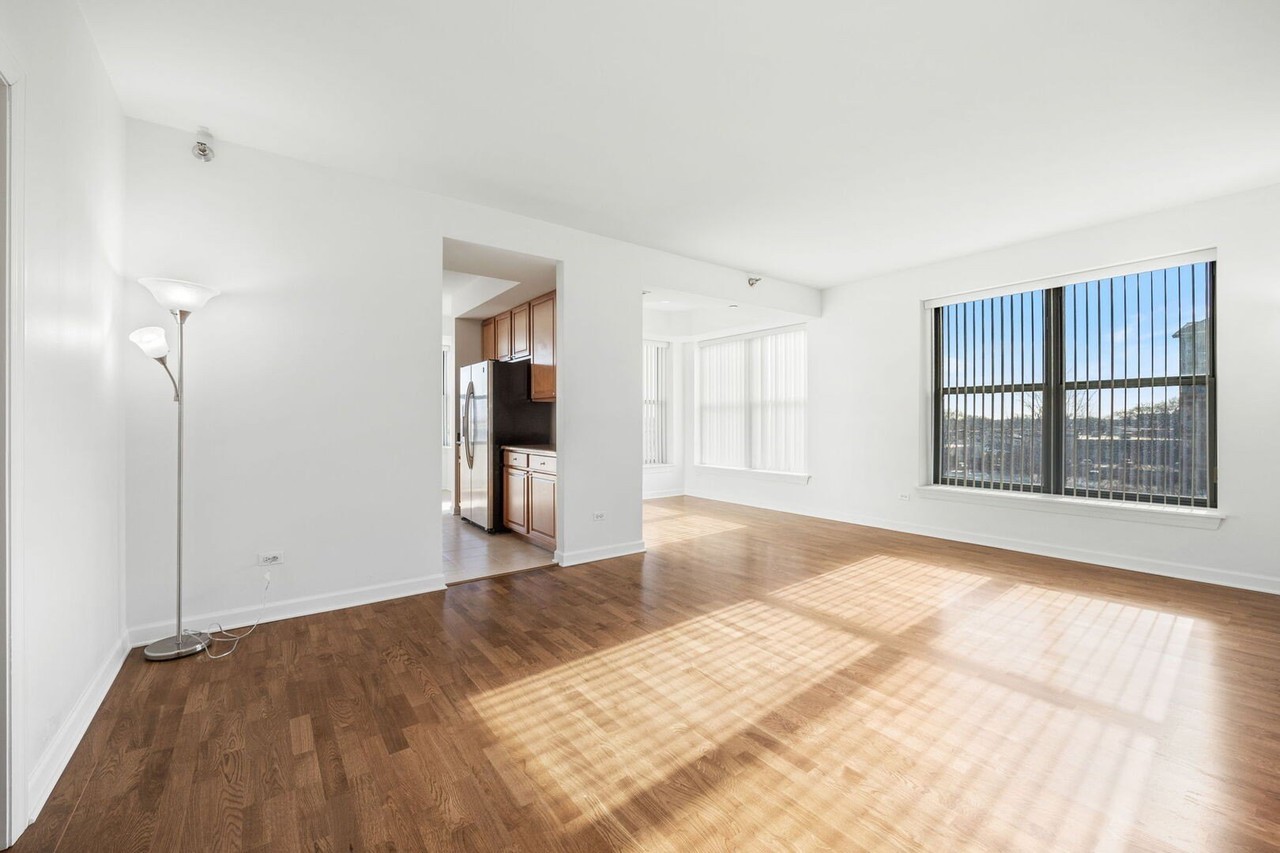 9360 Skokie Blvd #418 - Photo 4 of 23