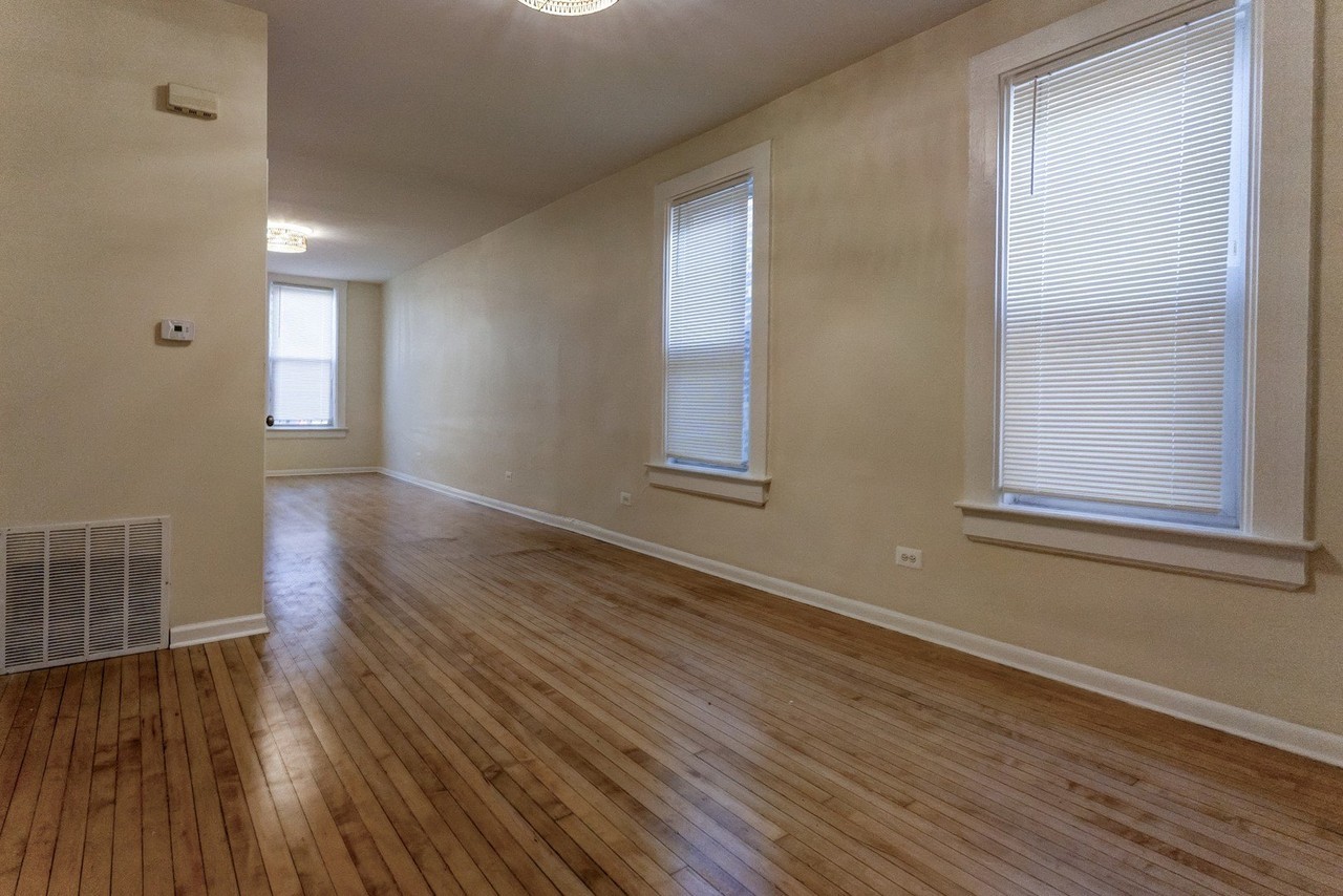 2315 W 21st St #1FL - Photo 5 of 26