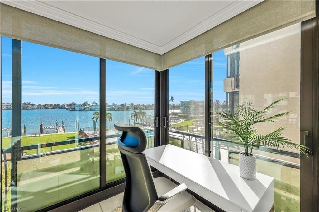 3430 Gulf Shore Blvd N #2B - Photo 2 of 25