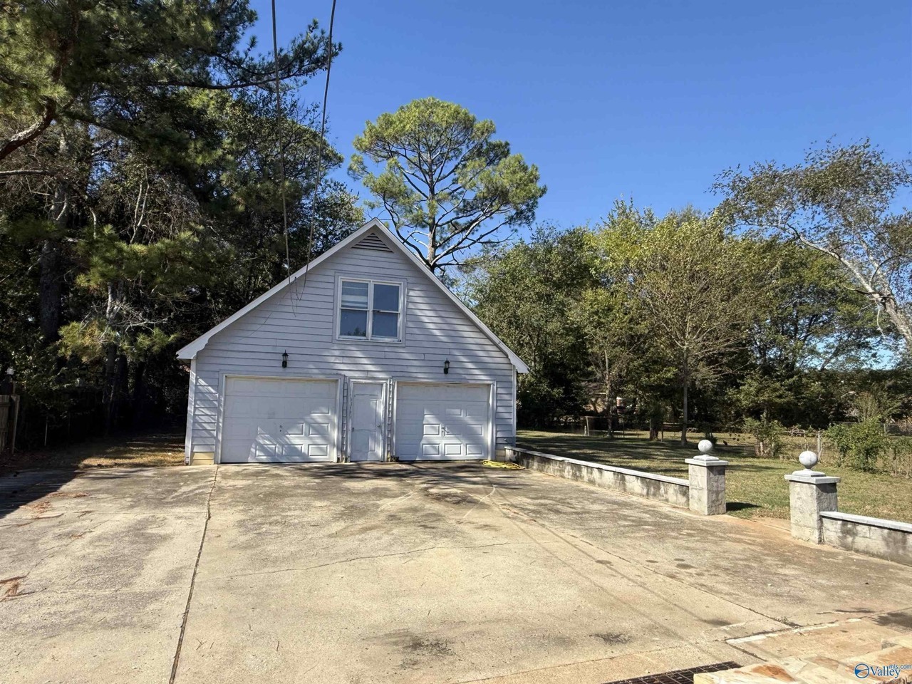 2605 Brookline Dr Nw - Photo 2 of 13