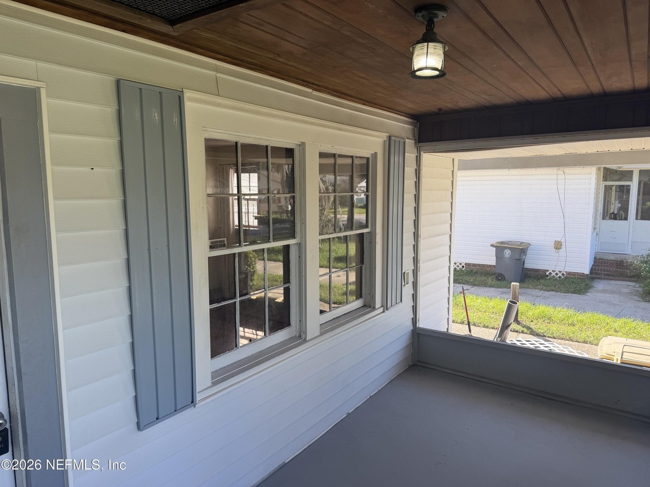 2061 Camden Ave - Photo 2 of 12