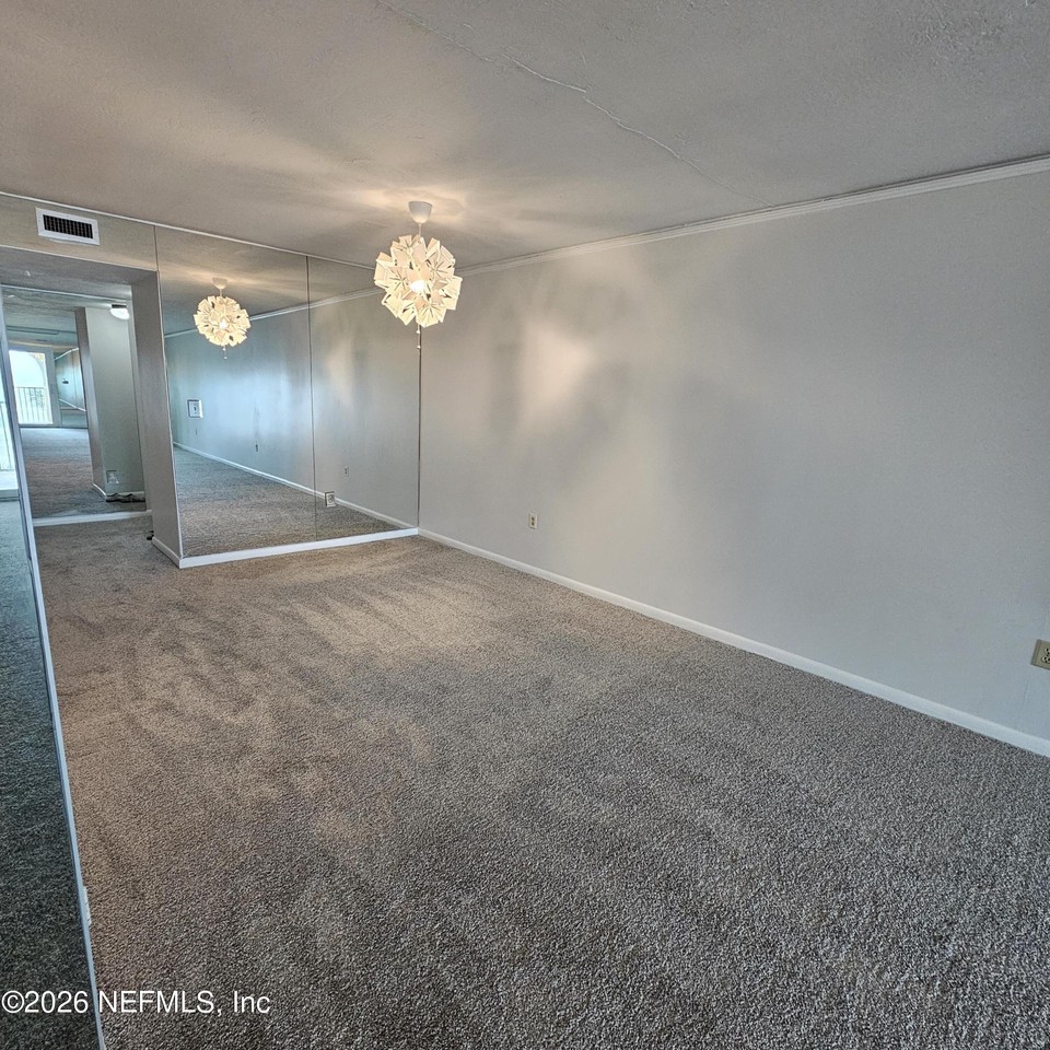 10th St #21 - Photo 7 of 17