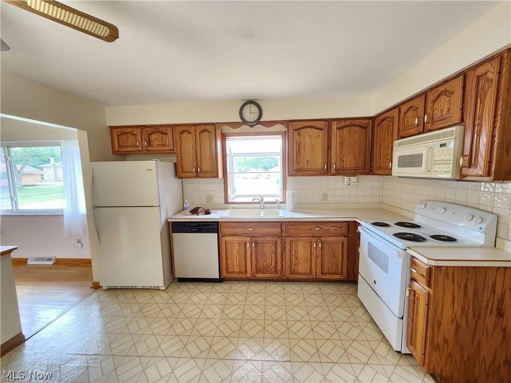 5650 Cascade Ct - Photo 3 of 27