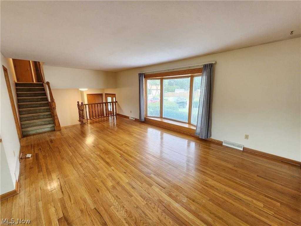5650 Cascade Ct - Photo 5 of 27