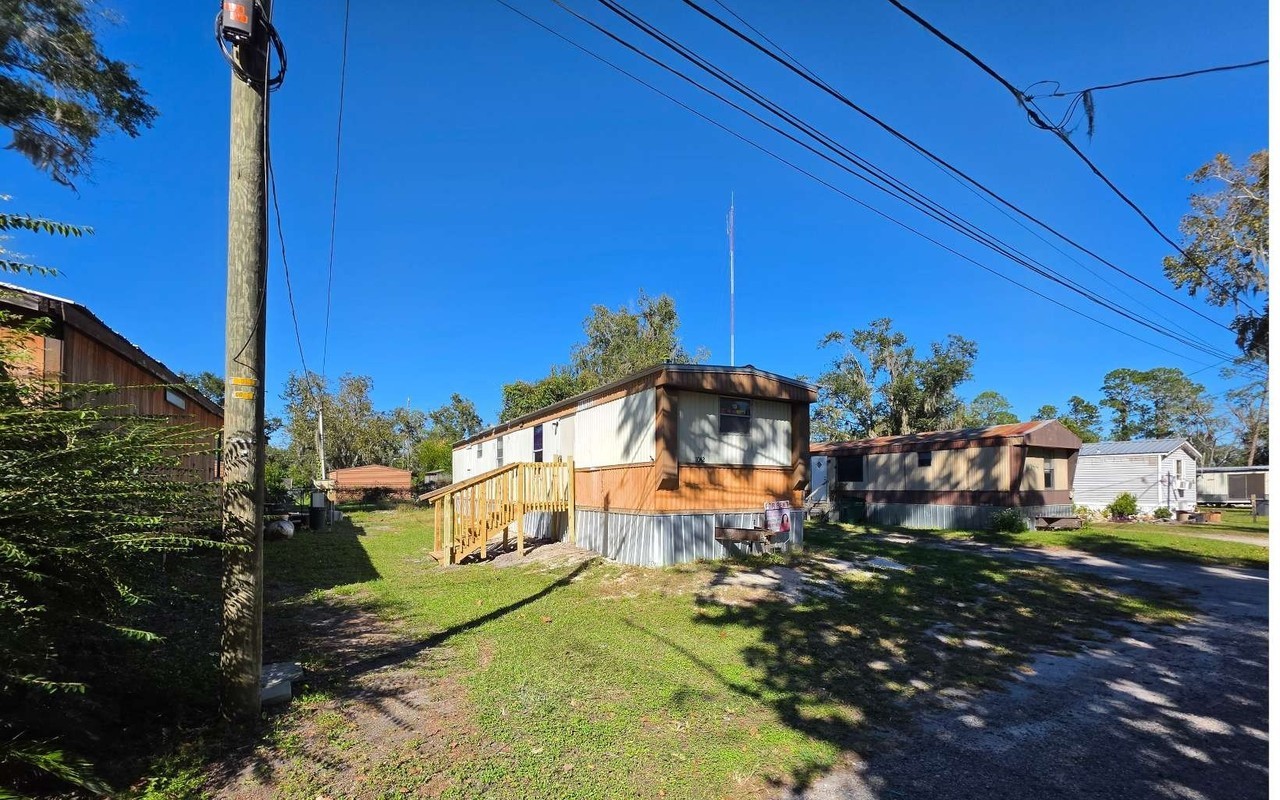 11042 NW 39TH WAY 6 lot: # - Photo 2 of 13