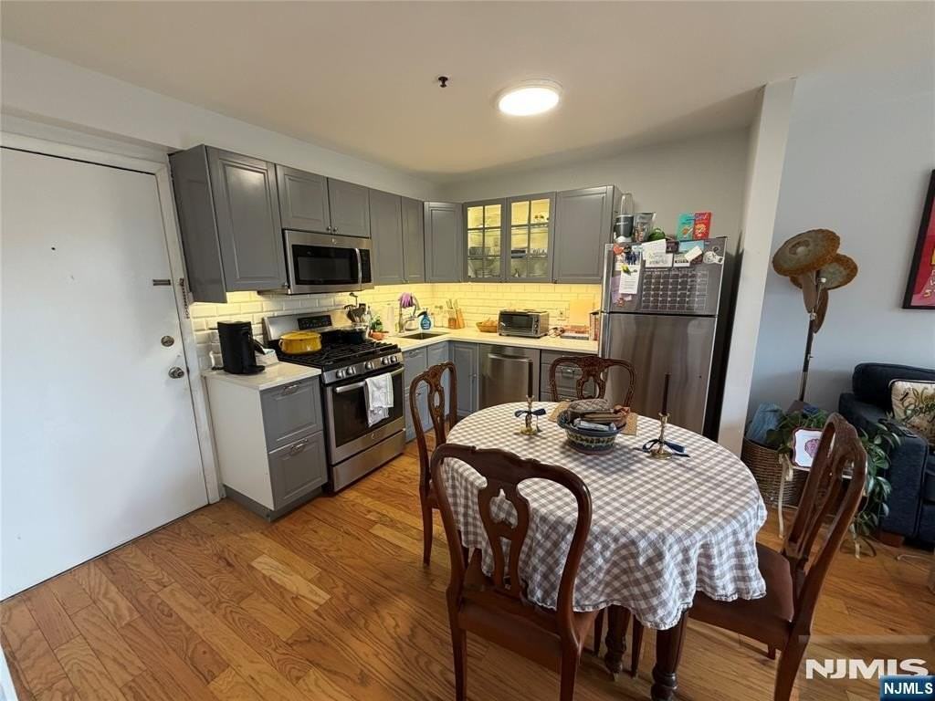 116 Adams St #6 - Photo 4 of 11