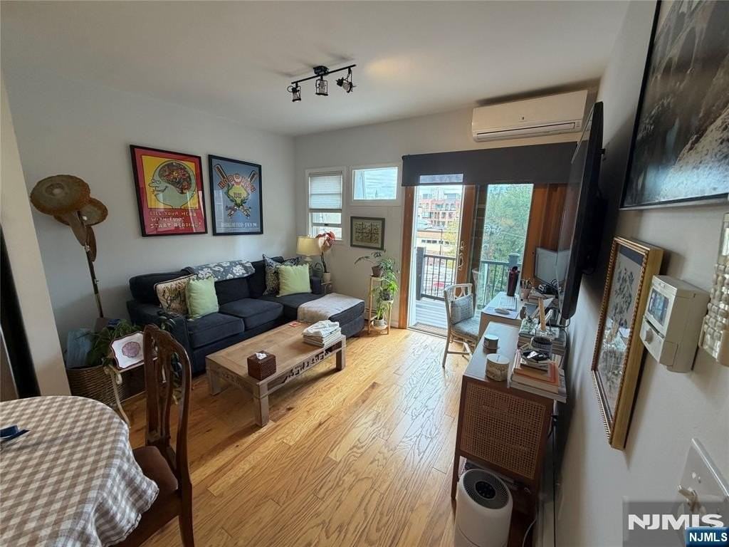 116 Adams St #6 - Photo 6 of 11