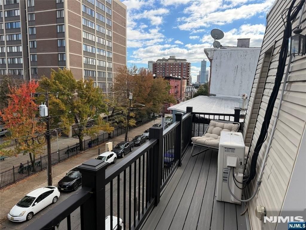 116 Adams St #6 - Photo 7 of 11