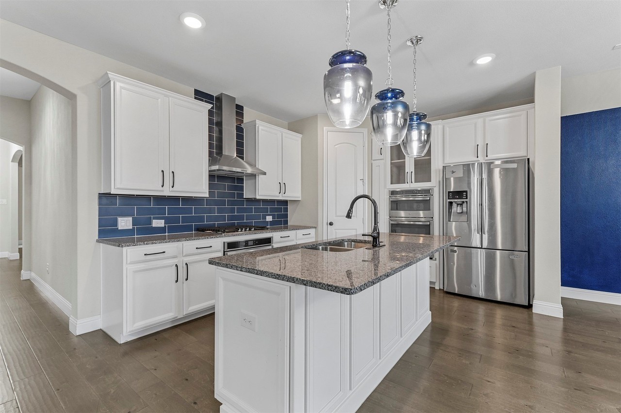 5757 Broad Bay Ln - Photo 6 of 21