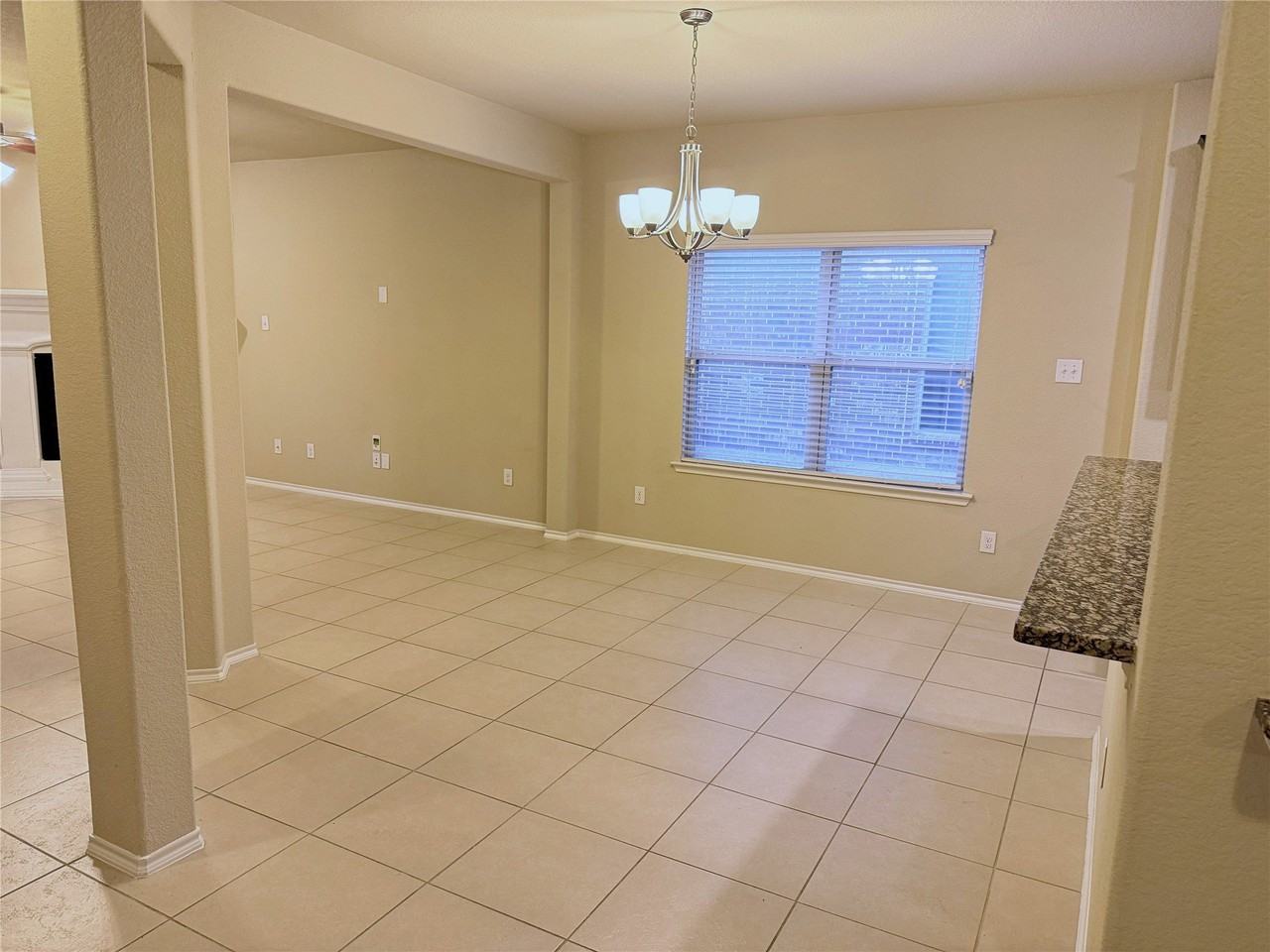 9845 Prairie Dog Ln - Photo 6 of 38