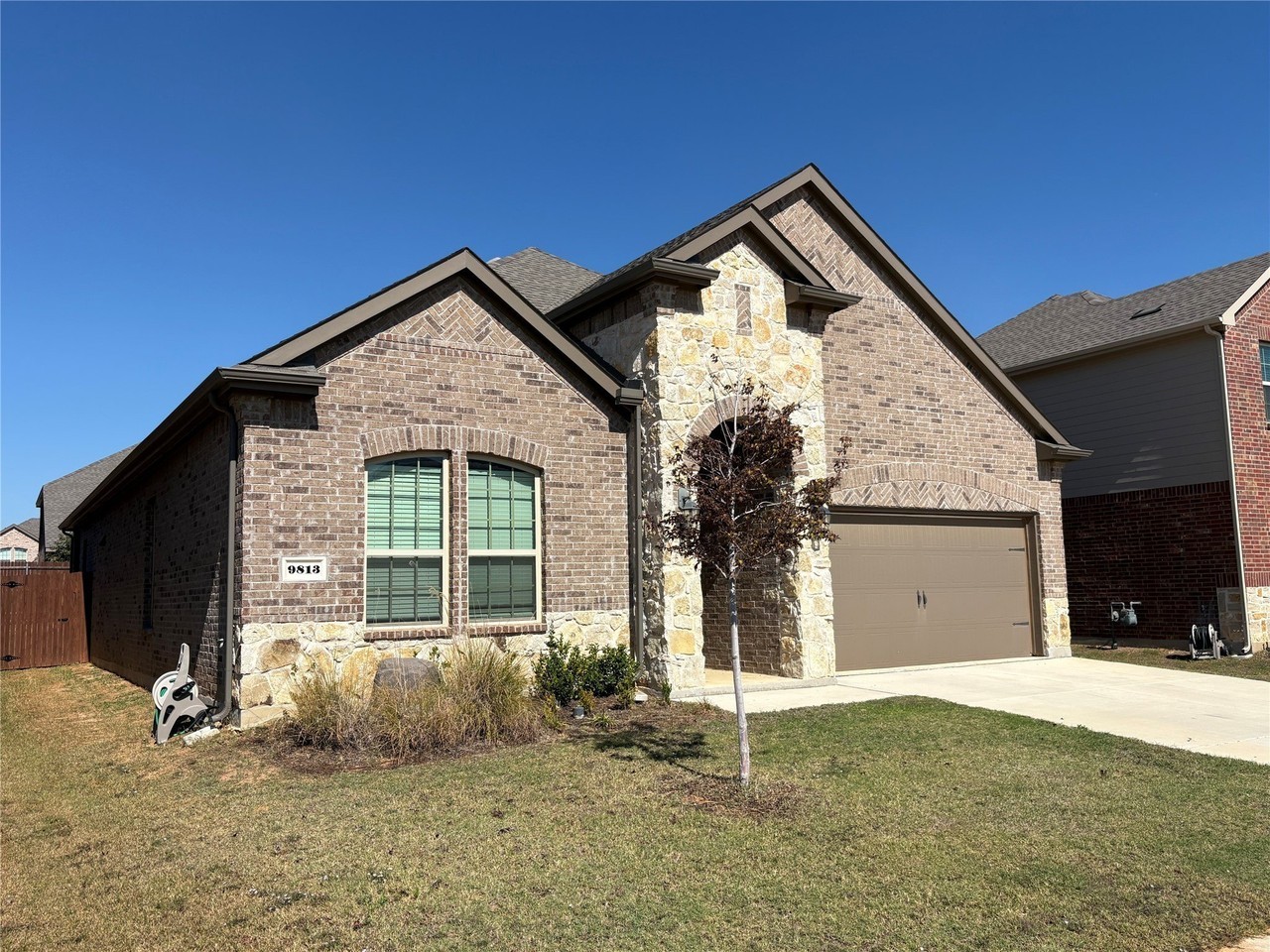 9813 Gray Barrel Dr - Photo 2 of 21