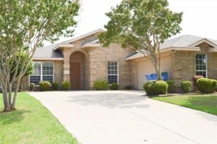 7402 Northpoint Dr - Photo 1 of 1