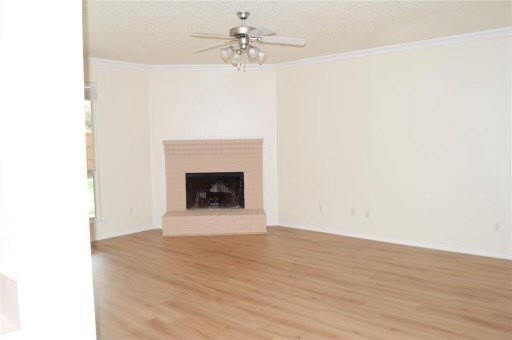 7402 Northpoint Dr - Photo 3 of 25
