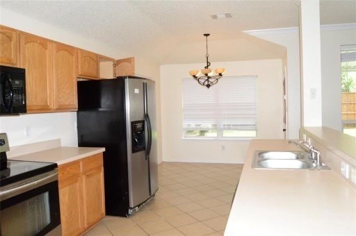 7402 Northpoint Dr - Photo 7 of 25