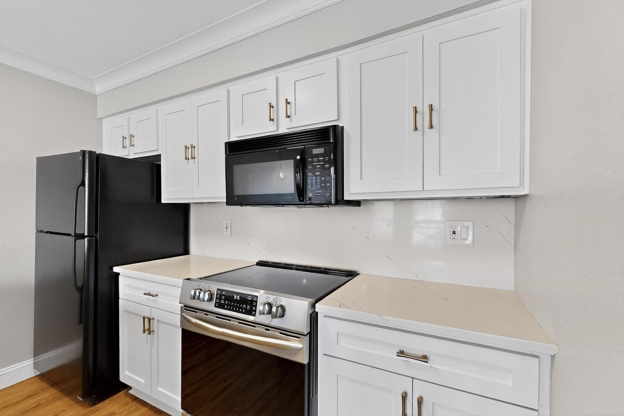 5919 E University Blvd #238 - Photo 4 of 34