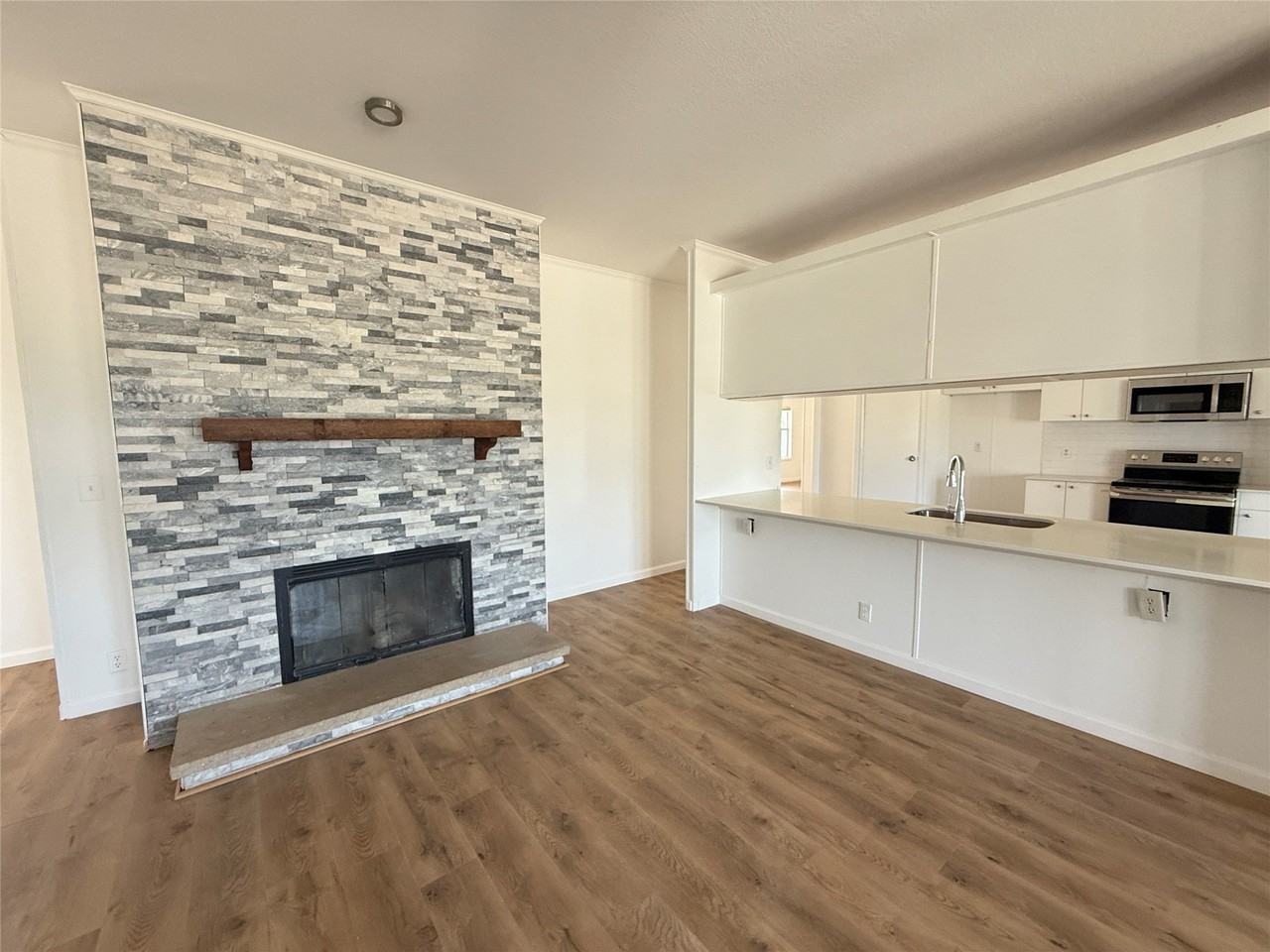 10546 Hames Rd - Photo 7 of 26