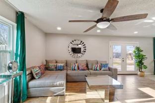 7225 Windhaven Ct - Photo 1 of 1