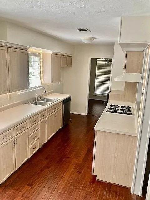 407 Cambridge Dr - Photo 5 of 15