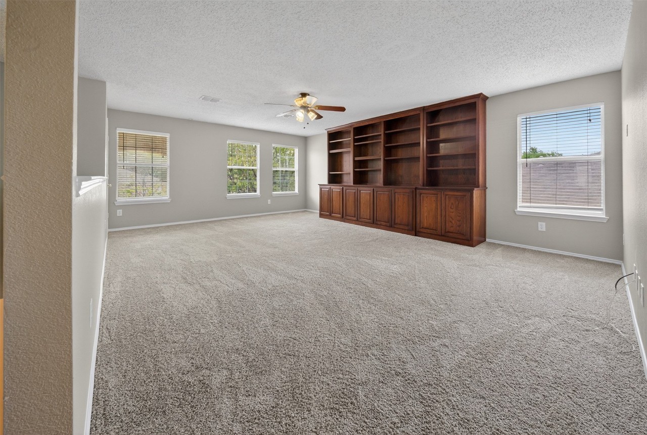 1316 White Dove Ln - Photo 6 of 26