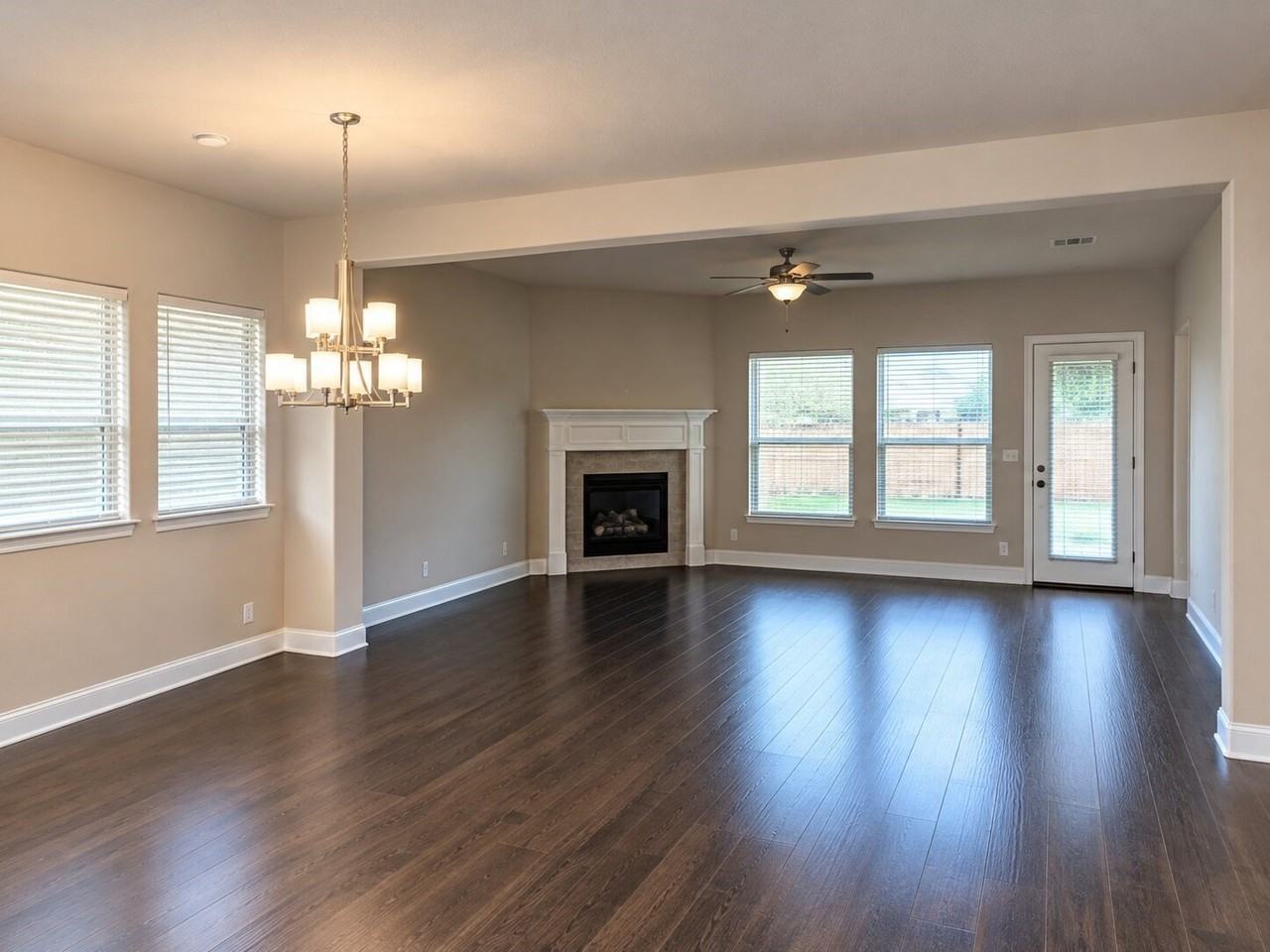 1832 Tumblegrass Rd - Photo 3 of 8