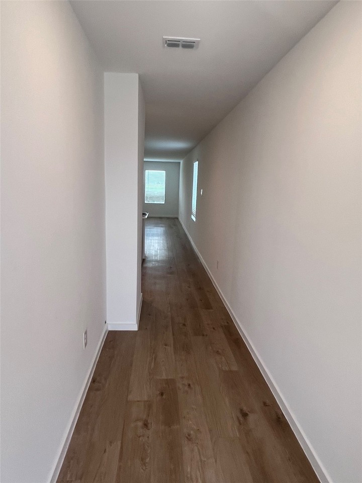 3925 Superior Pl - Photo 5 of 30