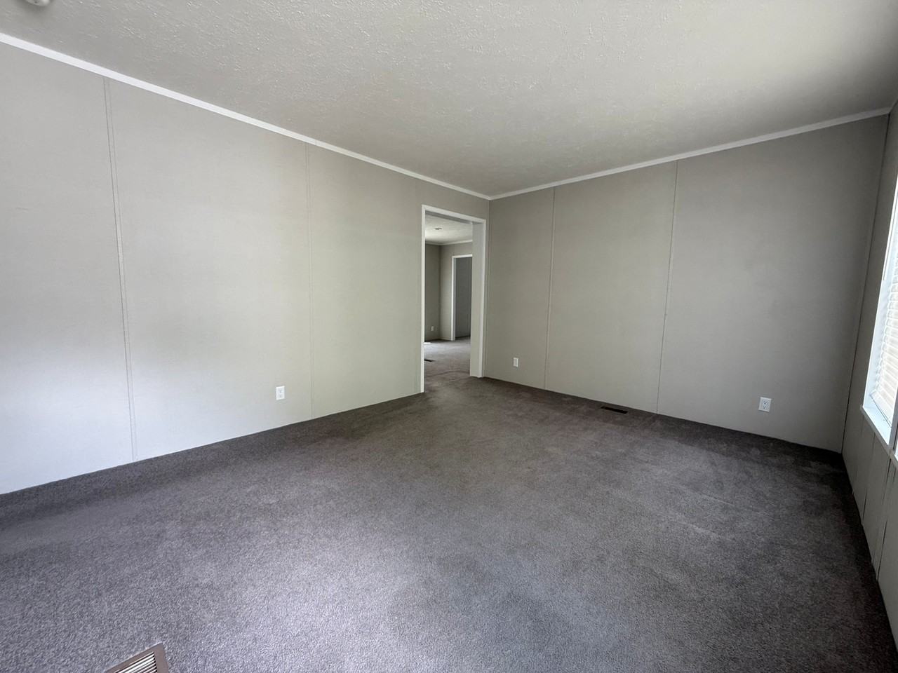 46000 Geddes Rd #178 - Photo 4 of 13