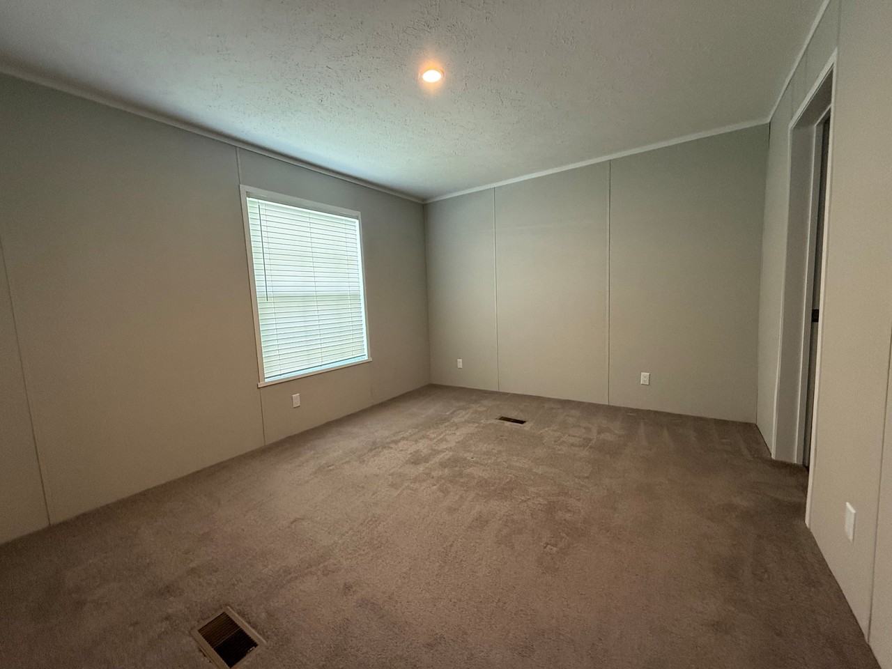 46000 Geddes Rd #178 - Photo 7 of 13
