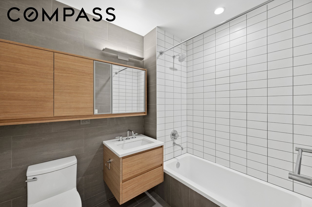 195 Clarkson Ave #6C - Photo 5 of 16