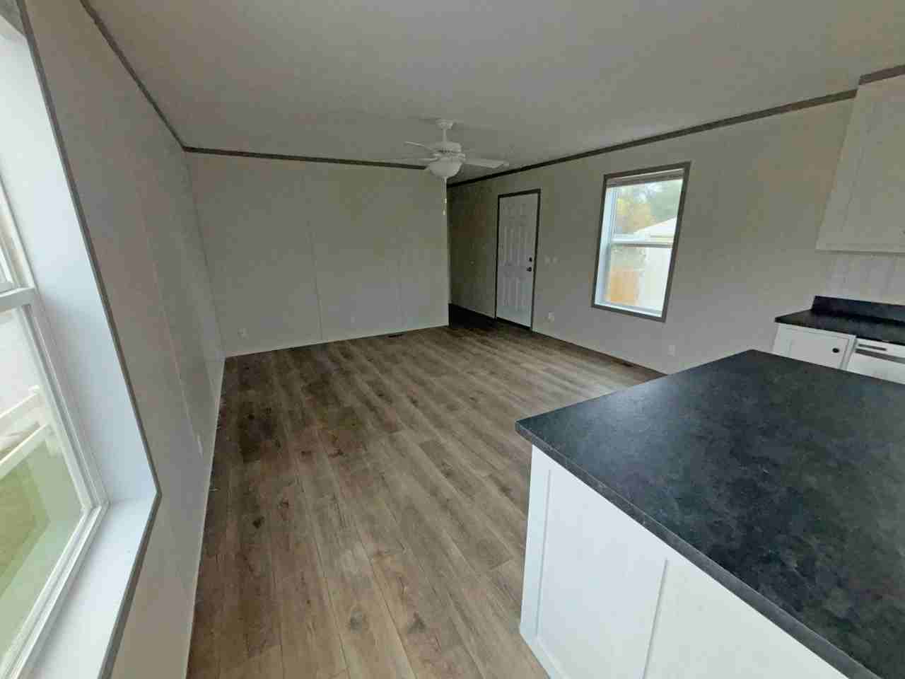 1 Leonard Ave #1L - Photo 3 of 14