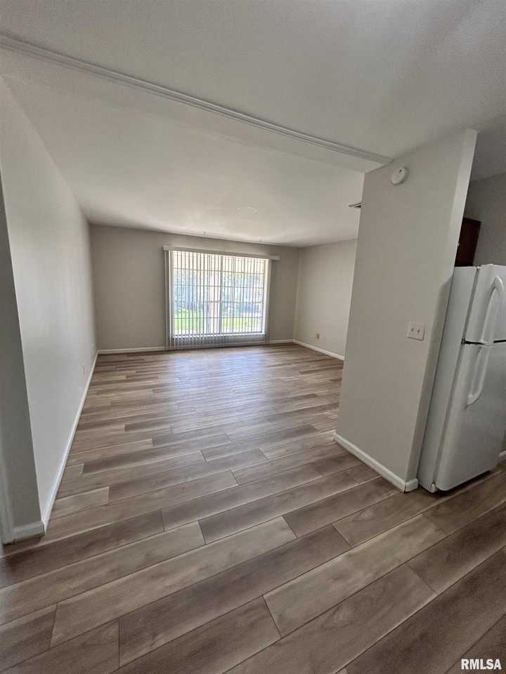 5326 N Humboldt Ave #203 - Photo 3 of 13