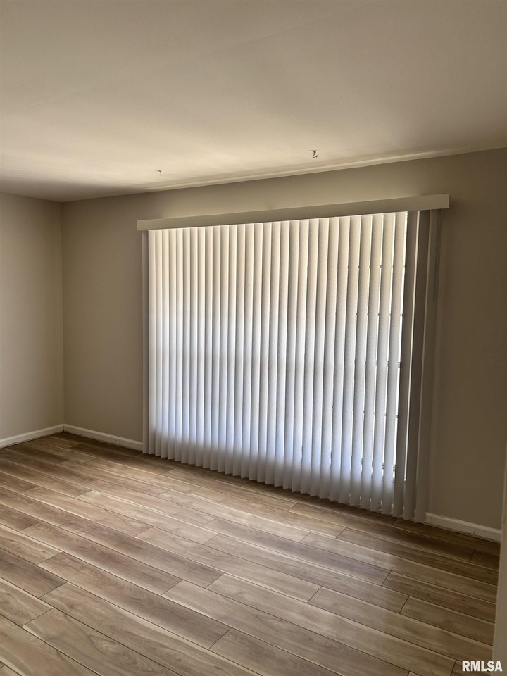 5326 N Humboldt Ave #203 - Photo 5 of 13
