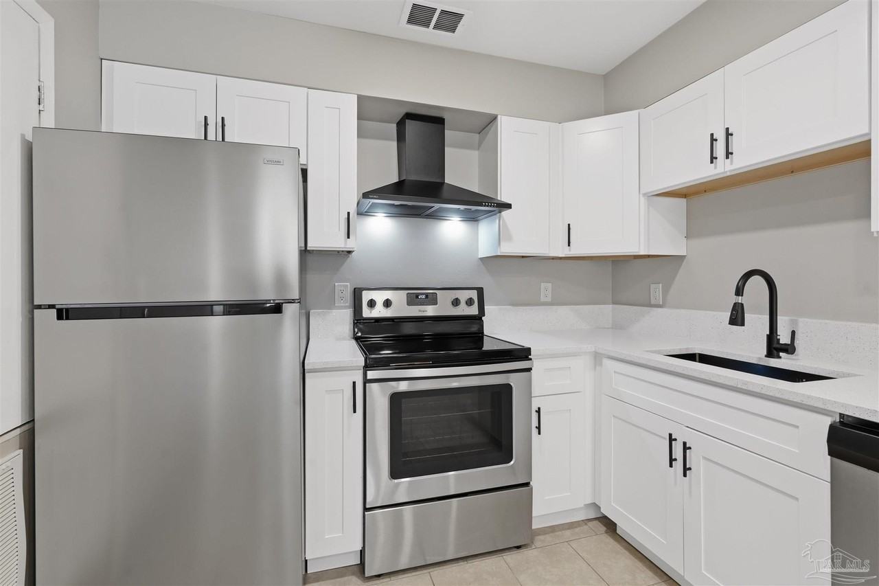 6366 W Fairfield Dr #C - Photo 2 of 11