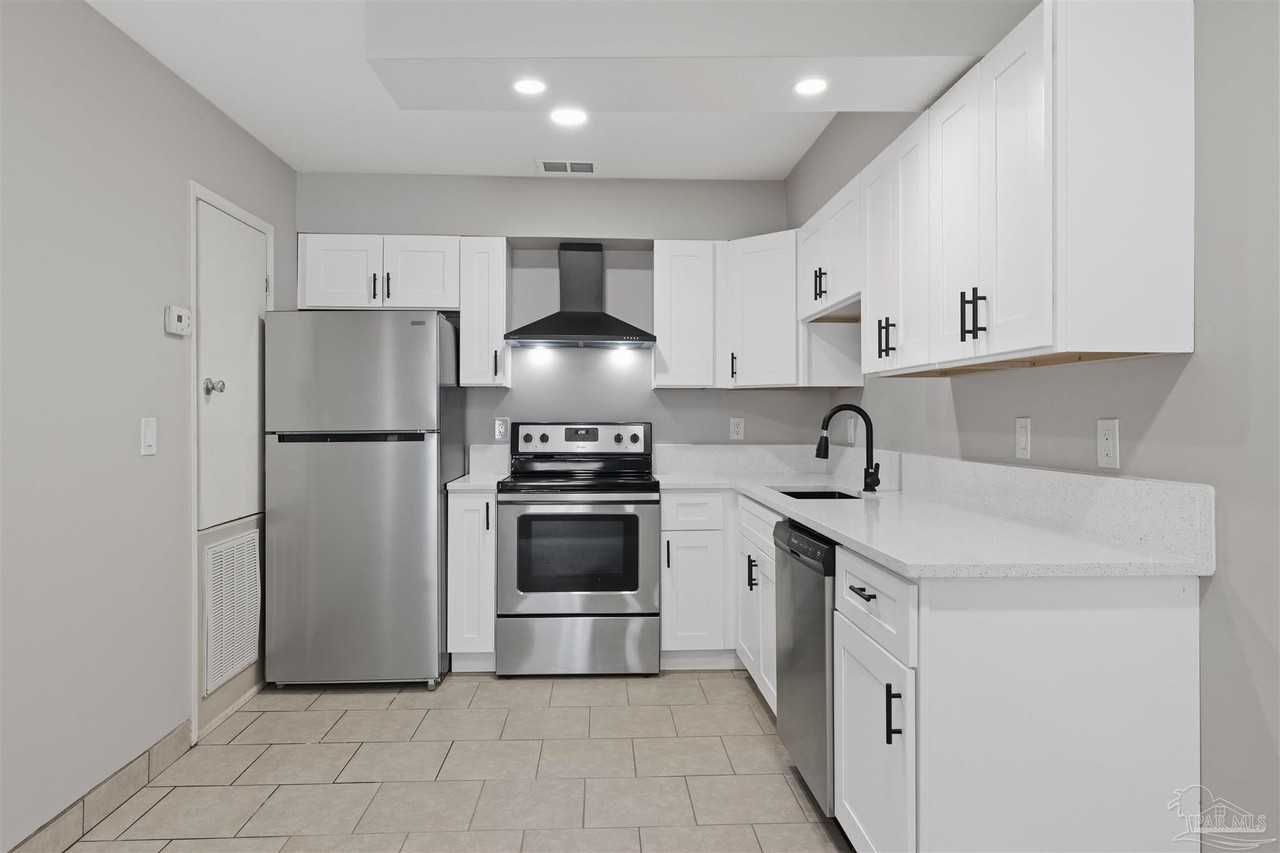 6366 W Fairfield Dr #C - Photo 3 of 11