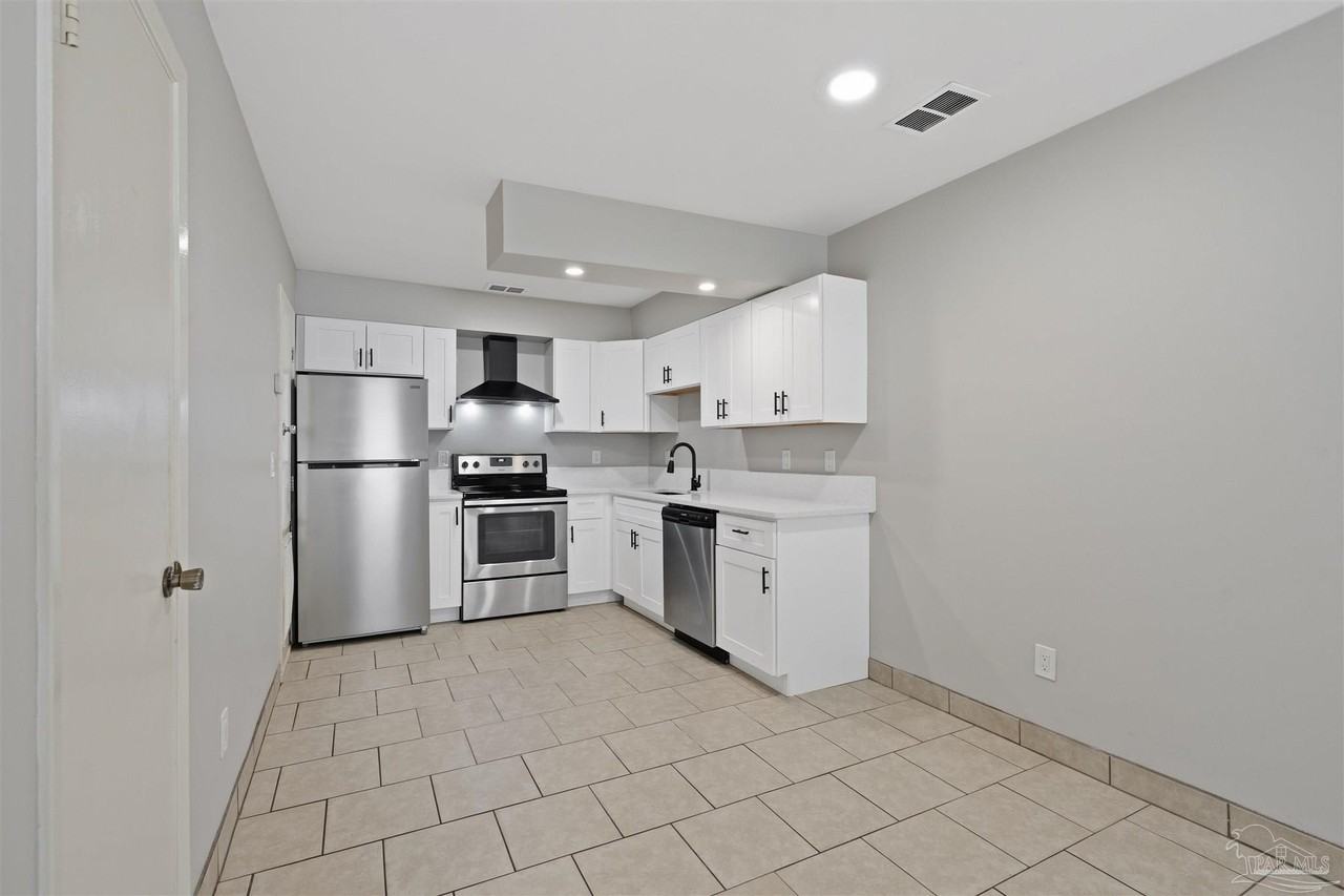 6366 W Fairfield Dr #C - Photo 4 of 11