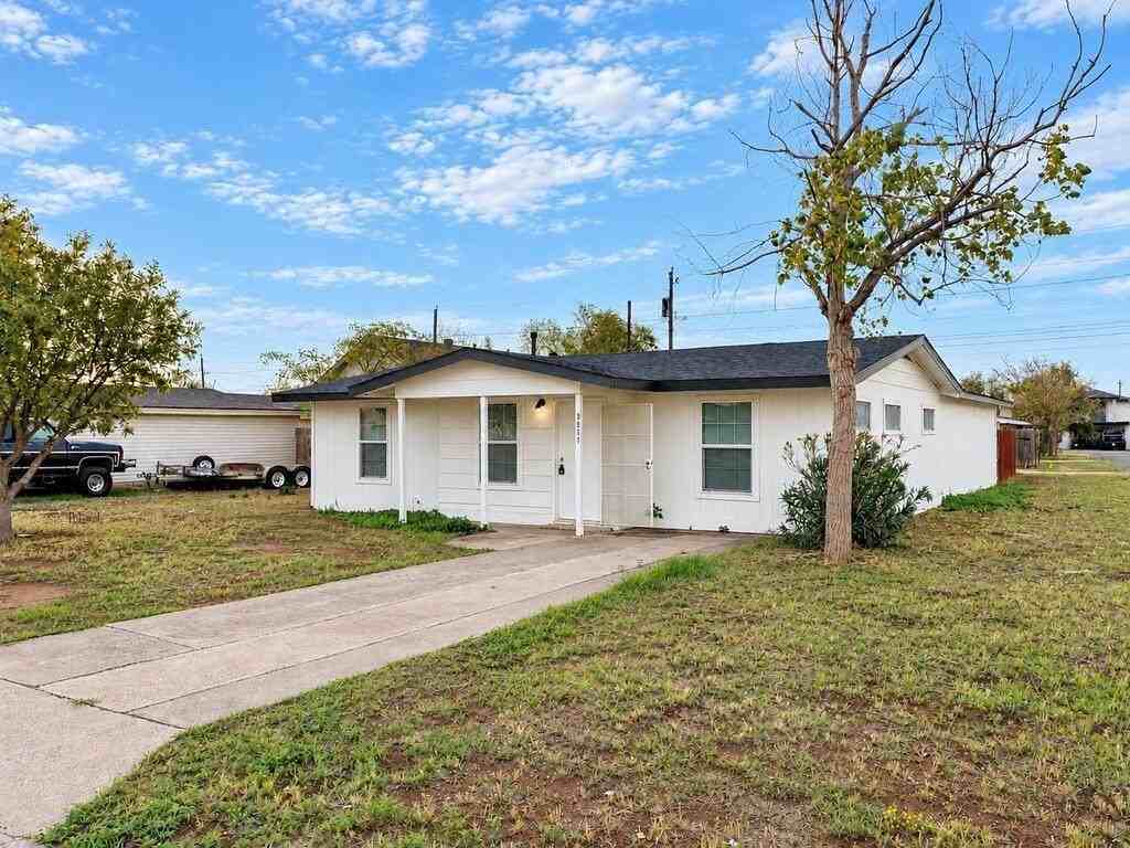 3811 Cedar Spring Dr - Photo 2 of 21
