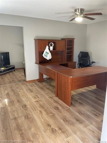 45834 Cider Mill Rd - Photo 3 of 25