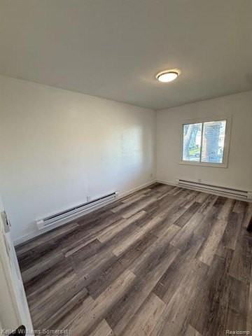 20262 Coventry St - Photo 4 of 11
