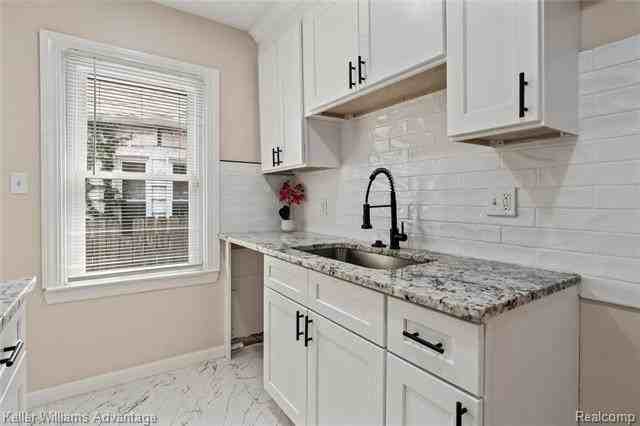 14421 Grandville Ave - Photo 3 of 9